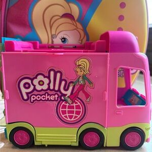 Polly pocket